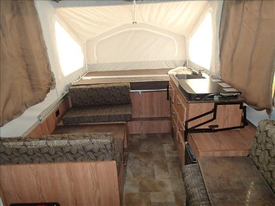 Rent pop up camper 207 Dinette and kitchenette